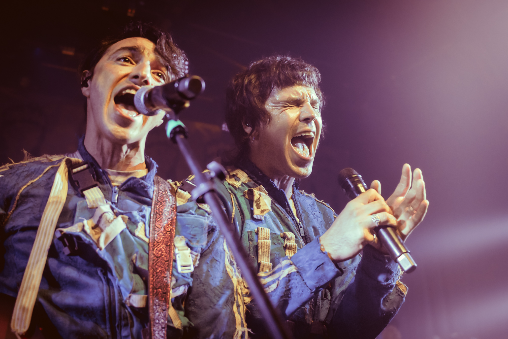 Plumas - Lanzamiento "La Weá"